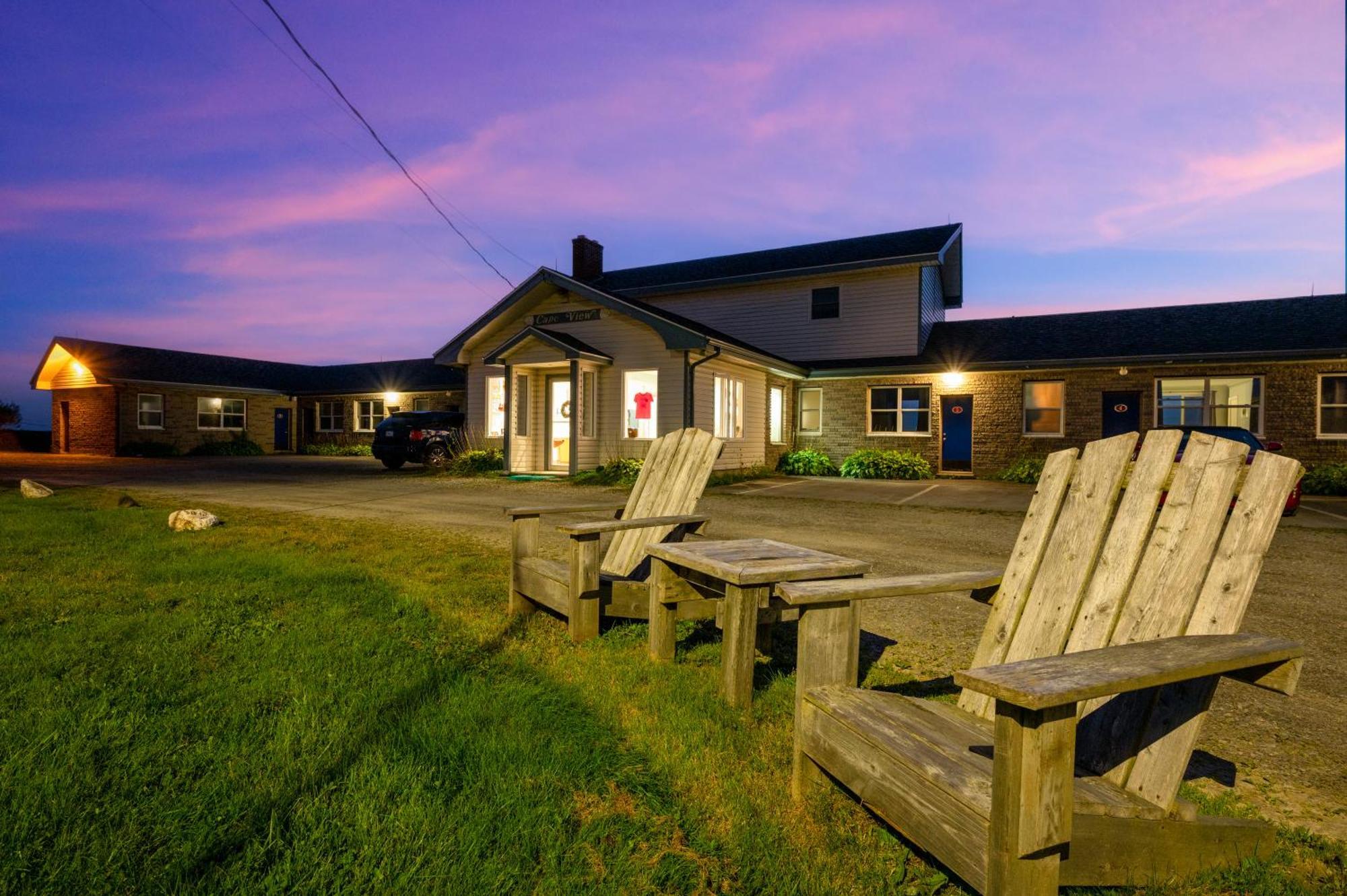 Cape View Motel & Cottages Mavilette Dış mekan fotoğraf